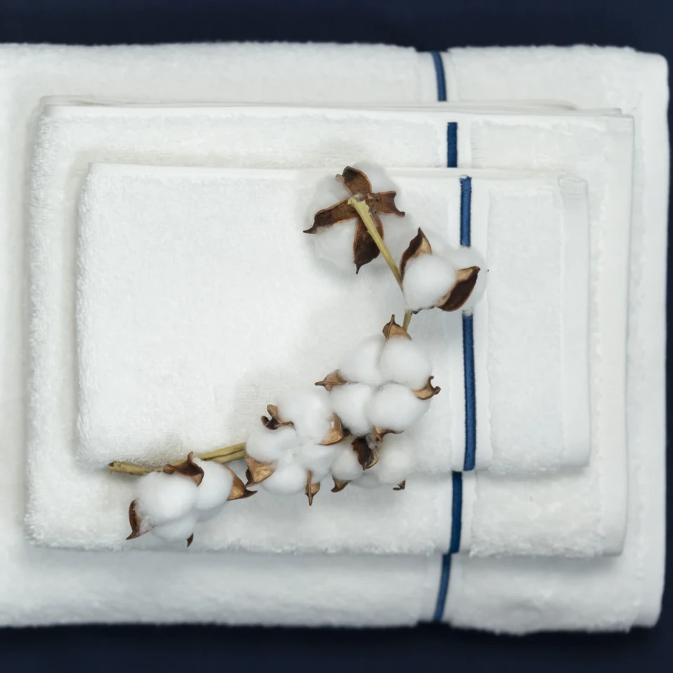 Petunia Pima Pamuk Banyo Havlusu Beyaz Lacivert 90x150 cm - 3