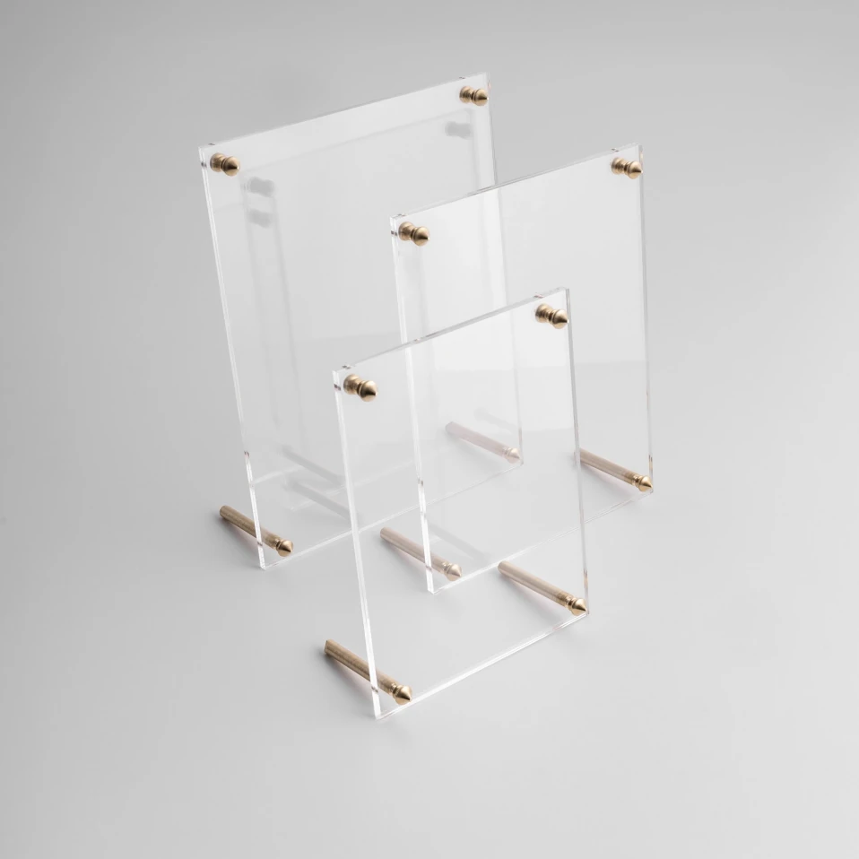 Orive Pirinç Ayaklı Pleksi Fotoğraf Çerçevesi 20x26 cm - 3