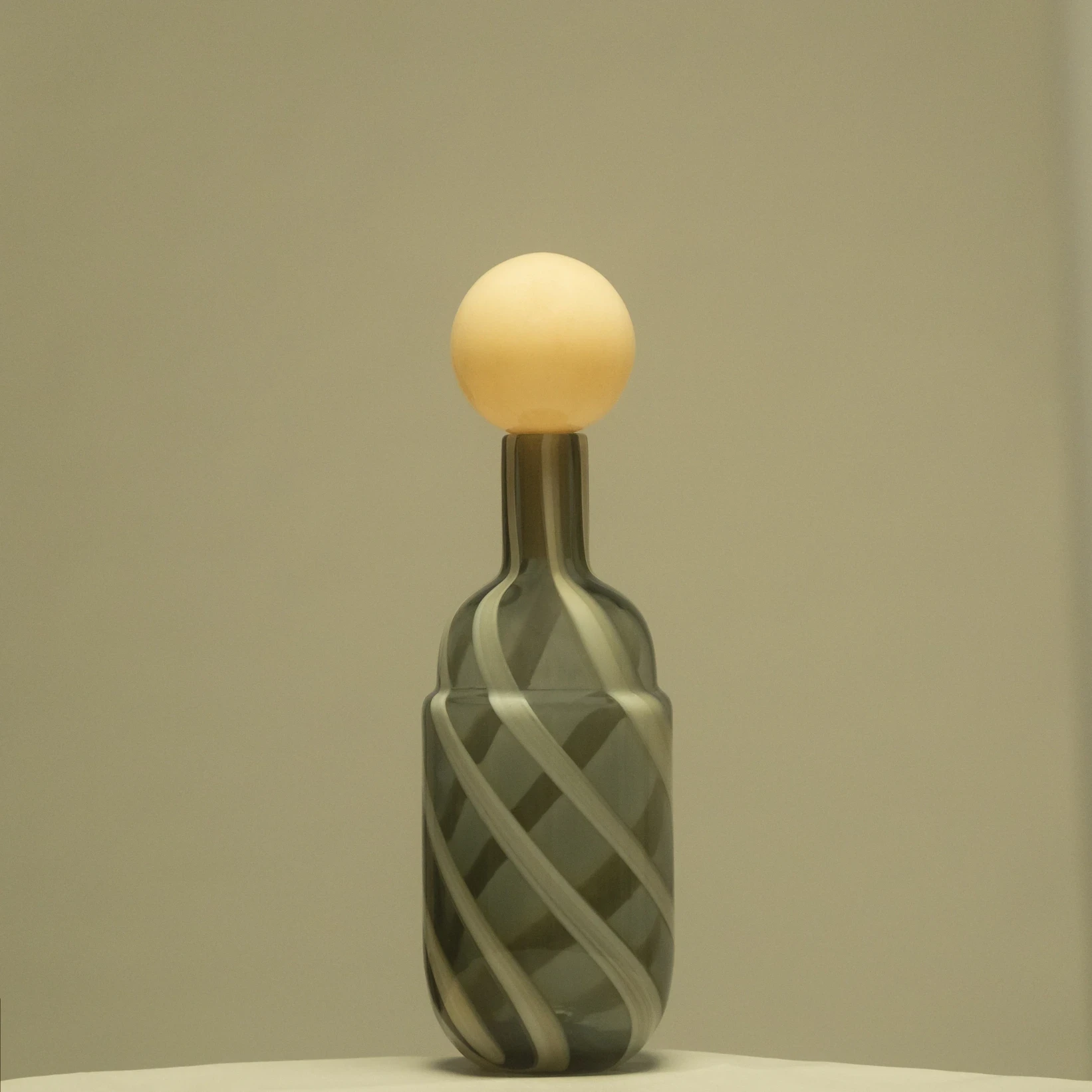 Lyon Yeşil Krem Çizgili Cam Vazo 12x39 cm - 1