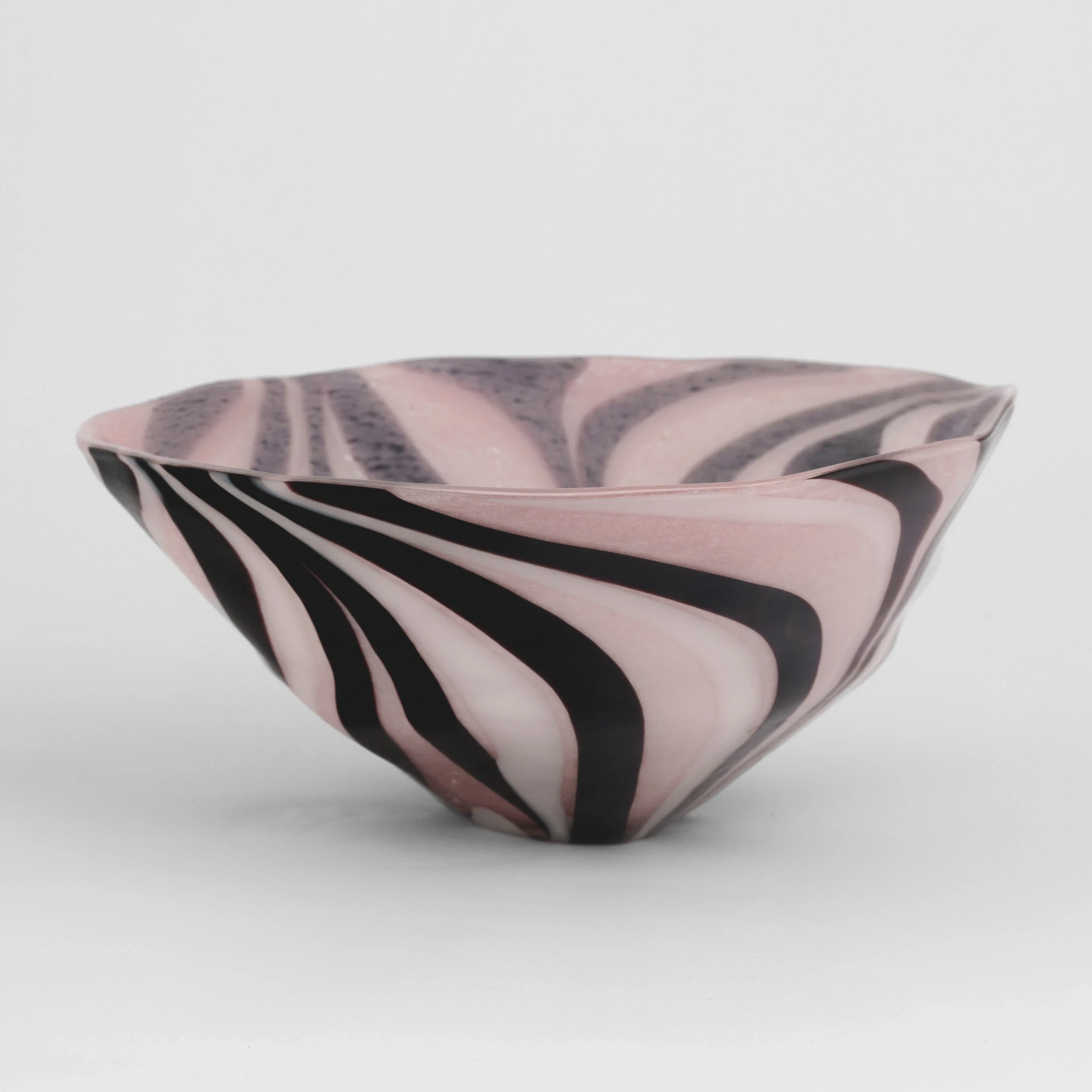 Romy Pembe Siyah Cam Vazo 31x16 cm - 1