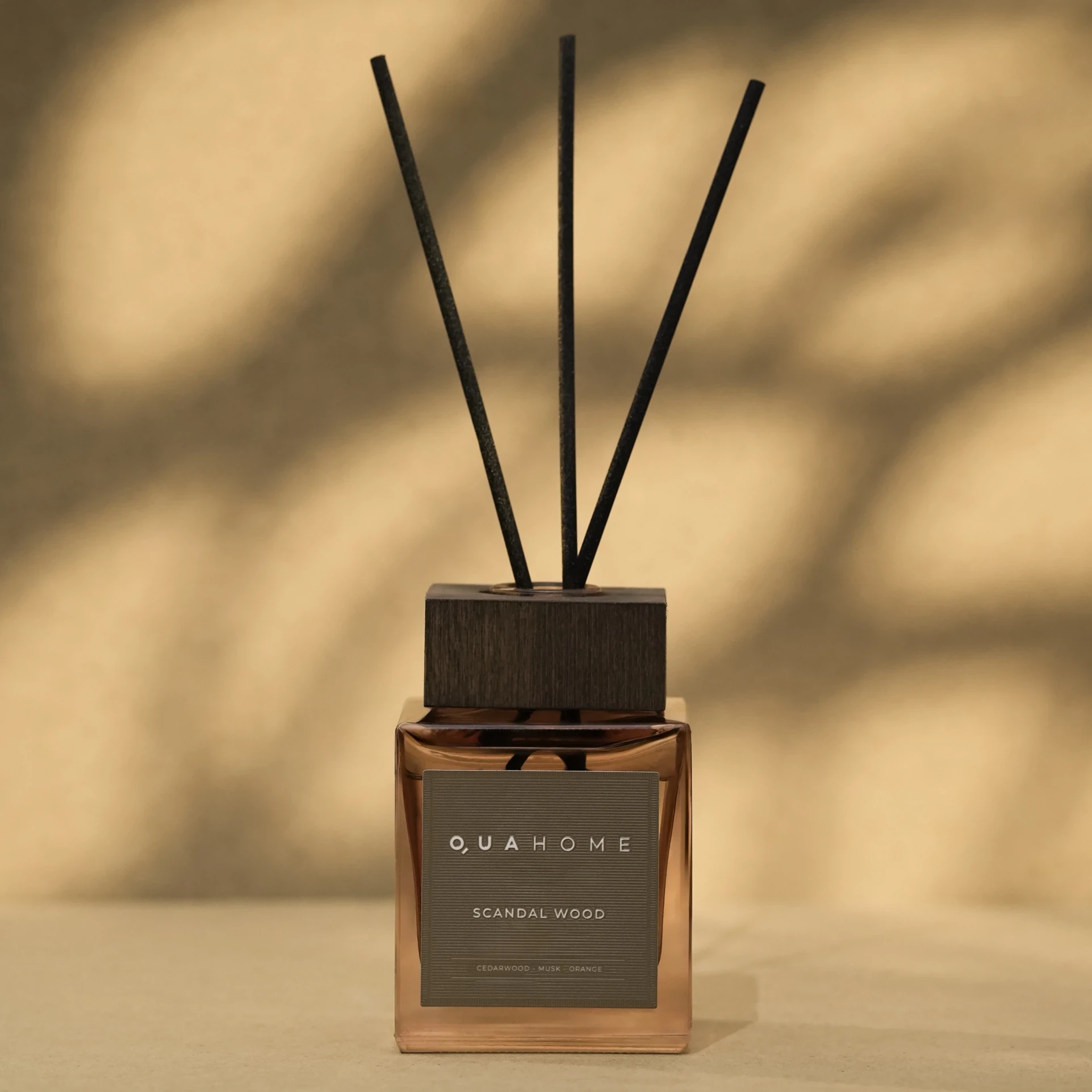 Scandal Wood Çubuklu Oda Kokusu Küp Şişe Hardal 250 Ml - Qua Home