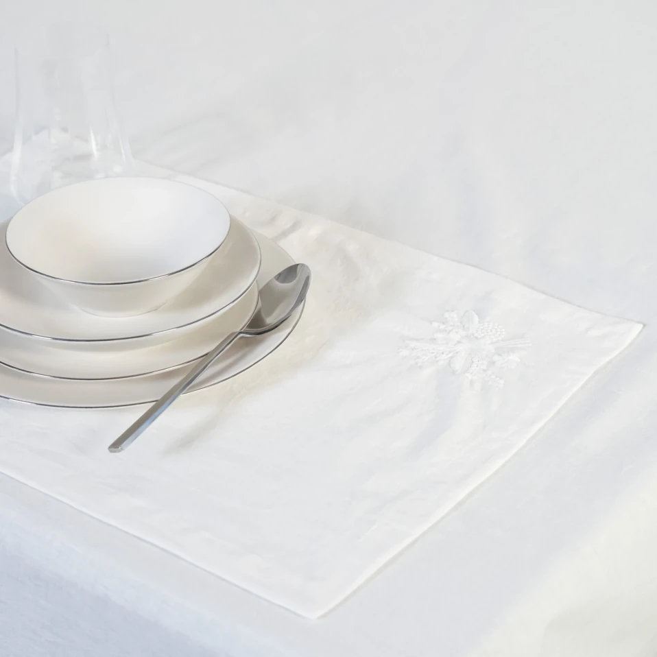 Julien Pamuk Keten Çiçek Nakışlı Amerikan Servis Beyaz - 2