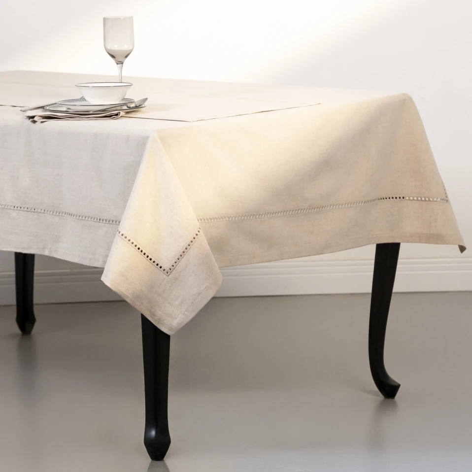 Natura Pamuk Keten Ajur Detaylı Masa Örtüsü Ekru - Qua Home