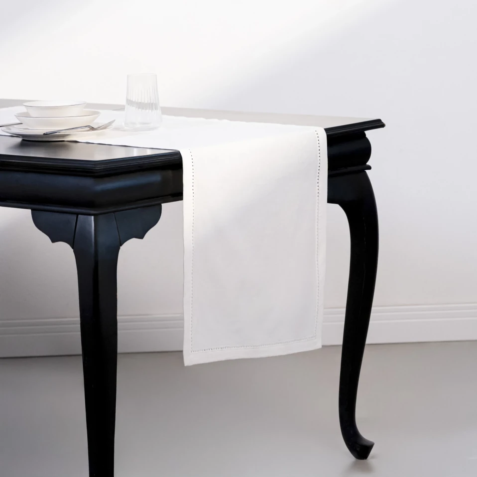 Natura Pamuk Keten Ajur Detaylı Runner Beyaz - Qua Home