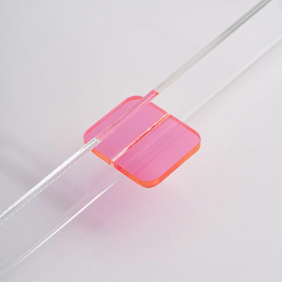 Manta Renkli Kulp Detaylı Pleksi Tepsi 40x17 cm - 2