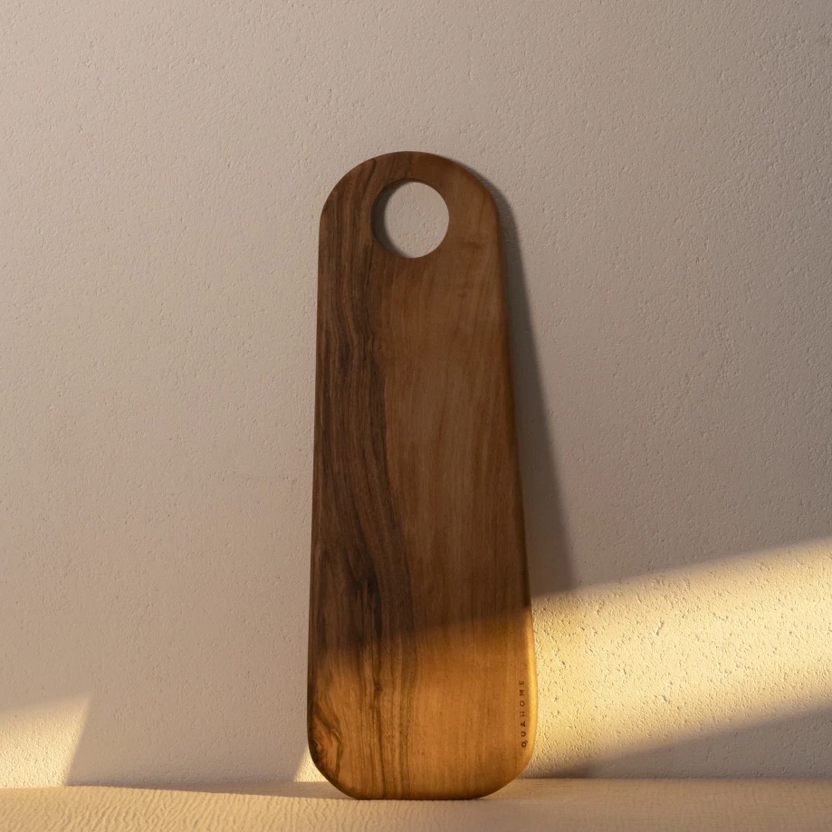 Vivi Ceviz Ahşap Kesme & Sunum Tahtası 60x21,5x1.8 cm - Qua Home