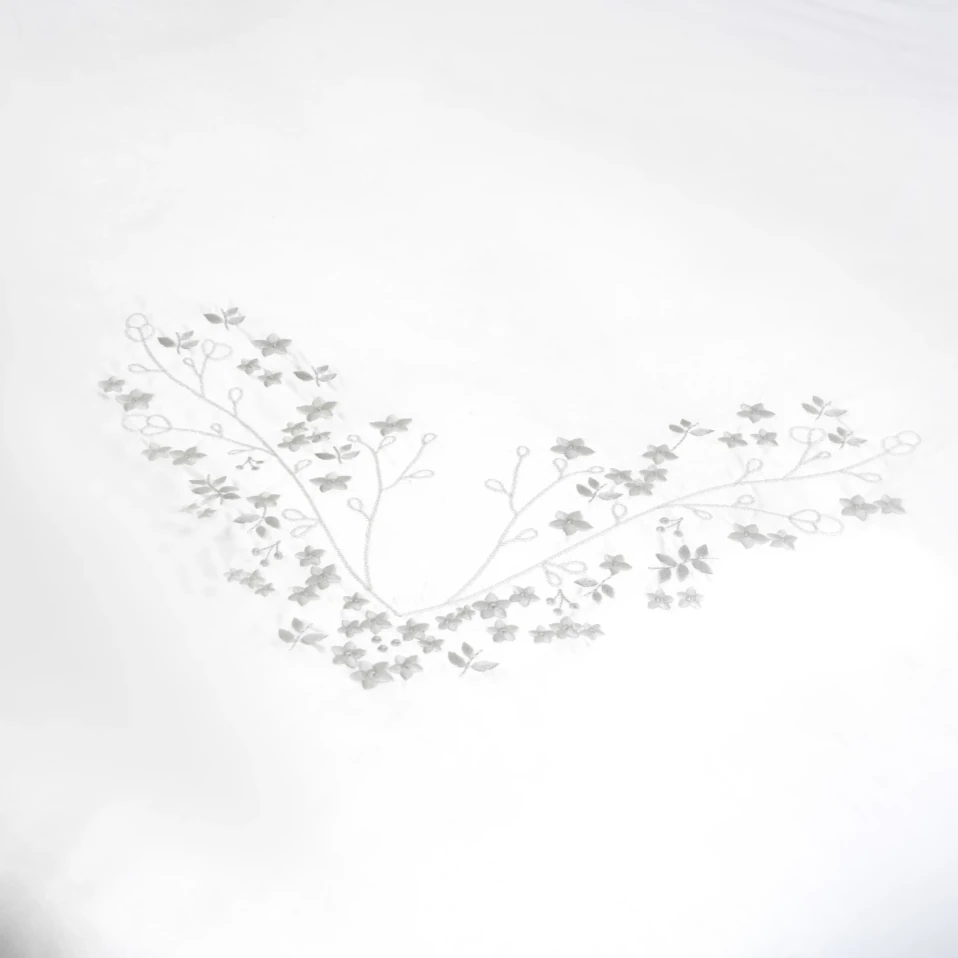 Milo 300 Tc Pamuk Saten Nakışlı ve Ajurlu Çift Kişilik Nevresim Seti Beyaz Gri - 4