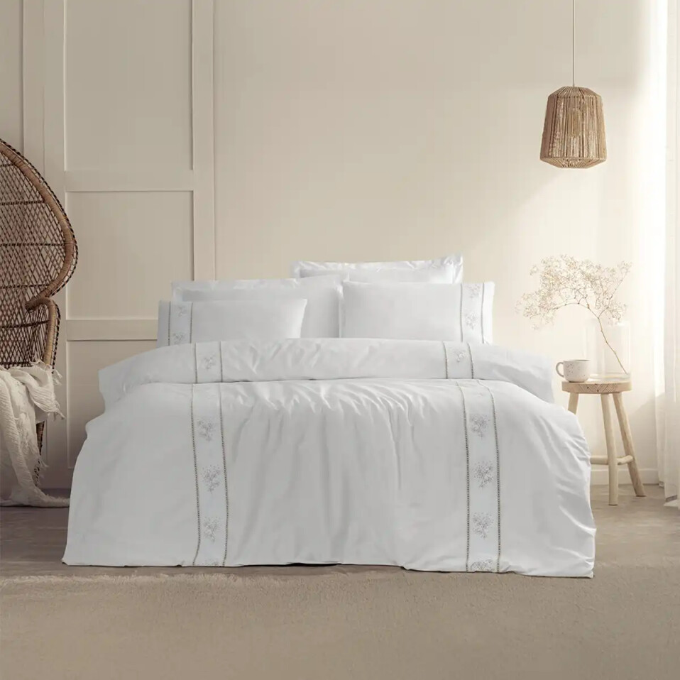 Grace 300 Tc Pamuk Perkal Nakışlı ve Ajurlu King Size Nevresim Seti Vizon - Qua Home