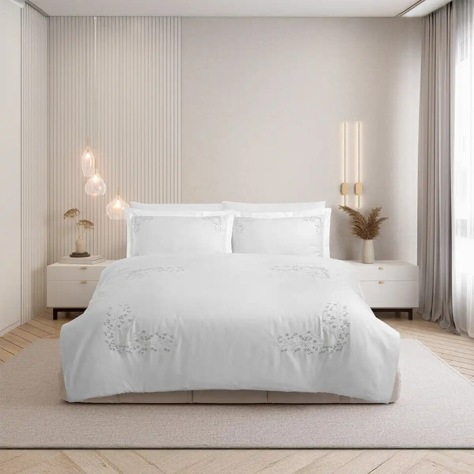 Milo 300 Tc Pamuk Saten Nakışlı ve Ajurlu King Size Nevresim Seti Beyaz Gri - Qua Home