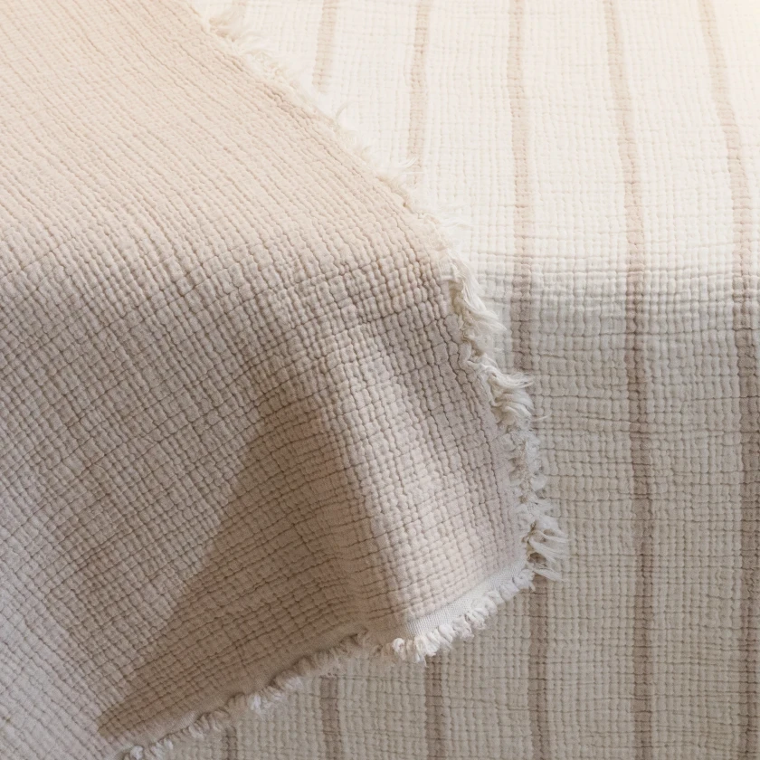 Ruby Dolgulu Müslin Çift Kişilik Yatak Örtüsü Ekru Bej 230x250 cm - 3