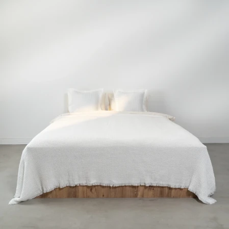 Terra Petek Dokulu Çift Kişilik Yatak Örtüsü Beyaz 220x240 cm 