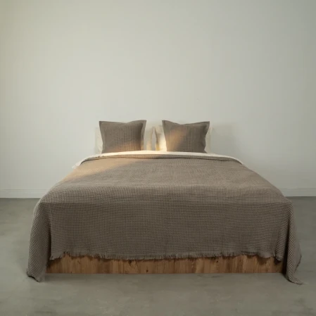 Terra Petek Dokulu Çift Kişilik Yatak Örtüsü Vizon 220x240 cm - 1